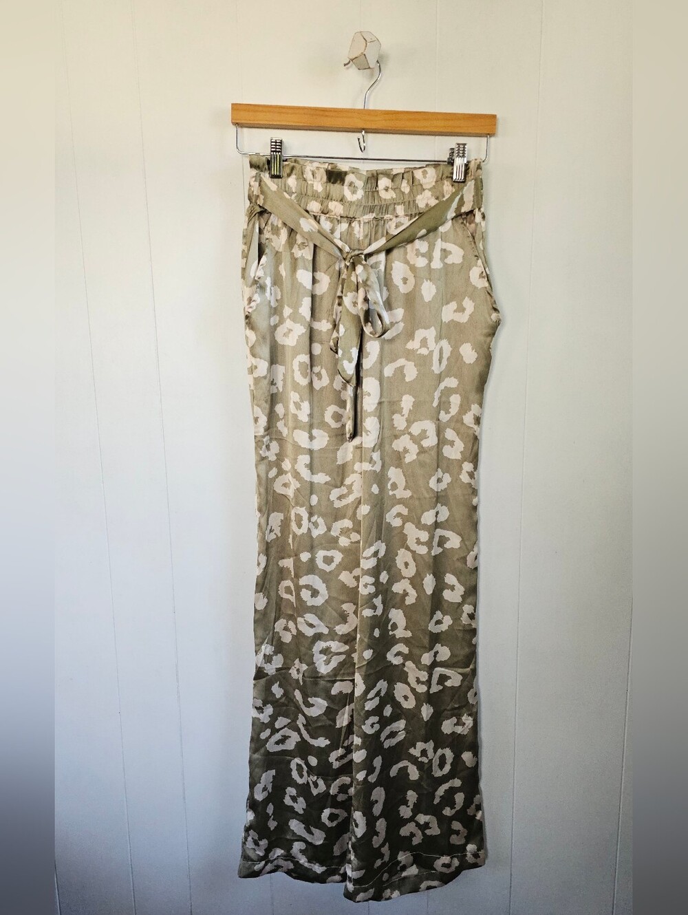 HER DESTINY Kahki Leopard Print Wide Leg Pants